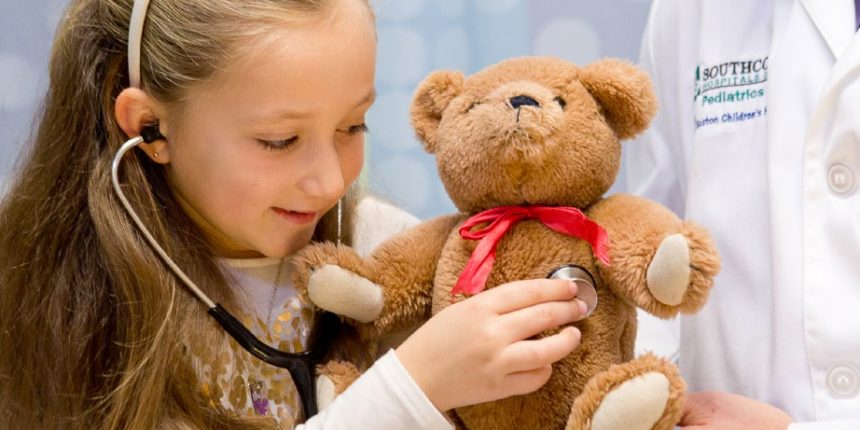 Kid with teddy bear