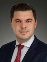 Headshot of provider Arthur Manoli MD